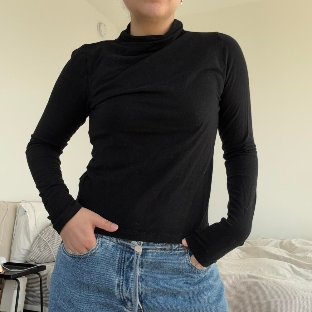Gap Women's Black Shirt